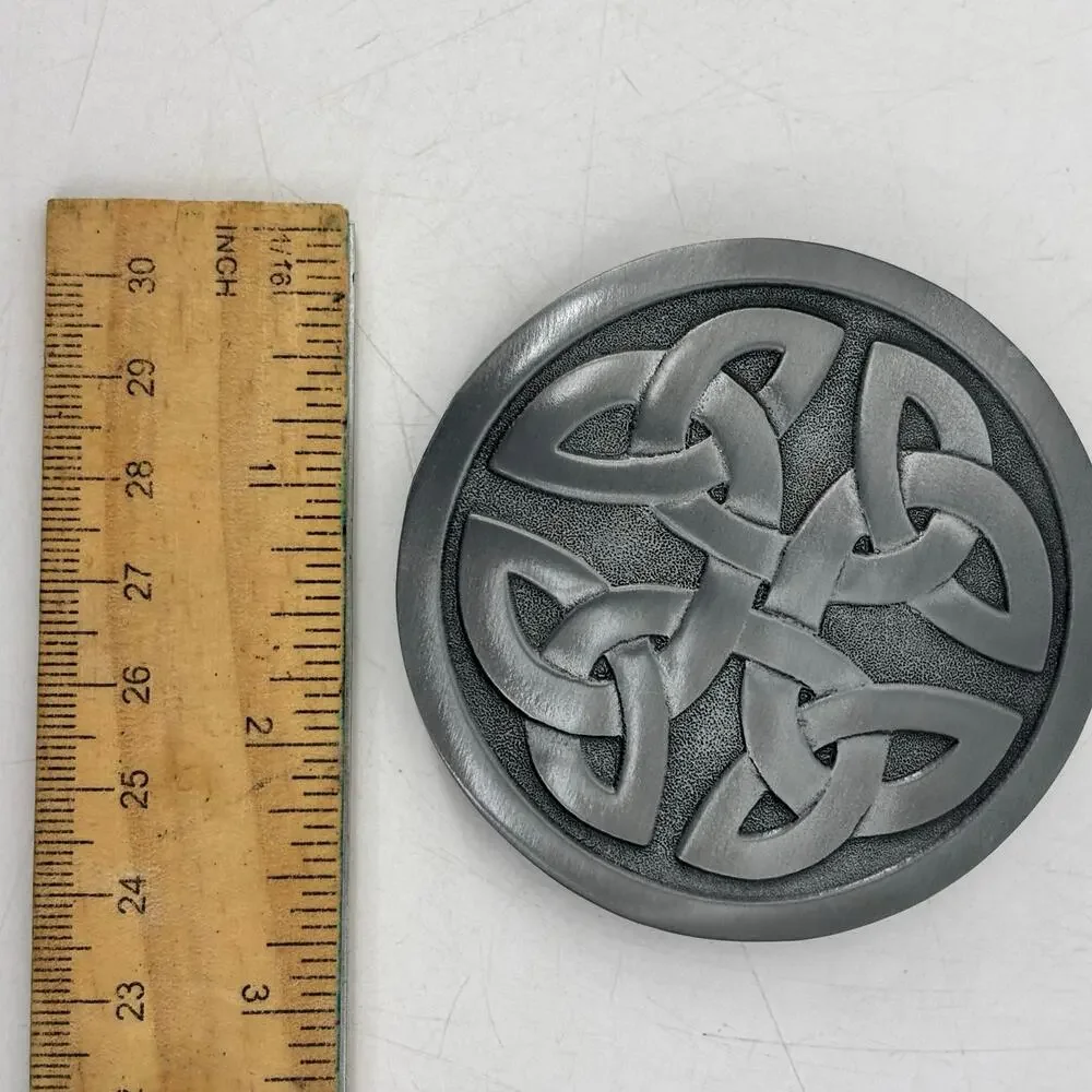 Great American Buckle Co Celtic Knot Round Eternity Connection